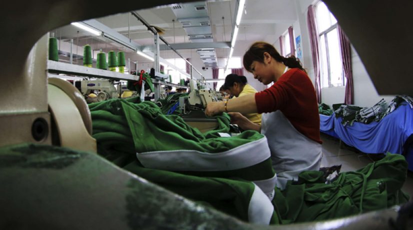Travailleuse dans une usine Chinoise