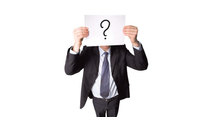 Homme avec point d'interrogation