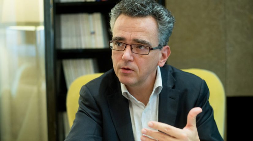 Entretien avec François-Xavier Oliveau, auteur de 'Microcapitalisme - Vers un nouveau pacte social'