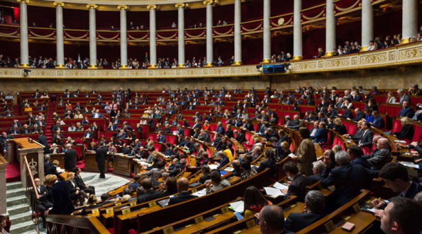 Rénovation institutionnelle de l'Assemblée nationale : l'enjeu caché de la bipolarisation