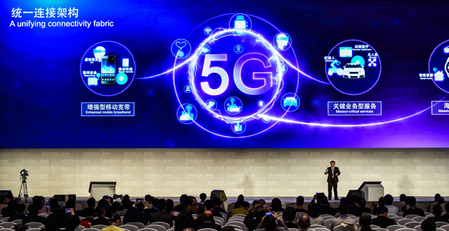 La 5G, nouvelle génération de technologie sans fil, dans les starting-blocks