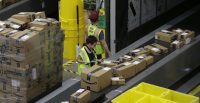 Les postes nationales menacées par Amazon, et par tout le reste