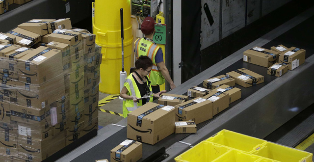Les postes nationales menacées par Amazon, et par tout le reste