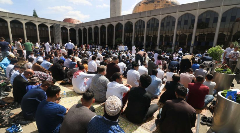 Les 30 millions de musulmans en Europe et aux Etats-Unis s'intègrent progressivement