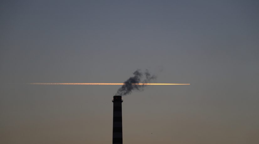 Entre la honte de prendre l'avion, le veganisme ou le rejet du fast fashion, des secteurs entiers de l'économie ont de quoi s'inquiéter