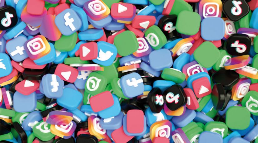 Qui doit réguler la liberté d’expression sur les médias sociaux 