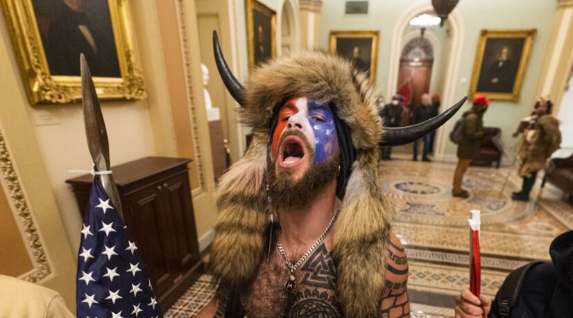 Le règne de la foule menace la démocratie