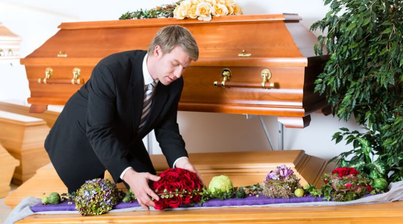 Des cérémonies funéraires cousues main