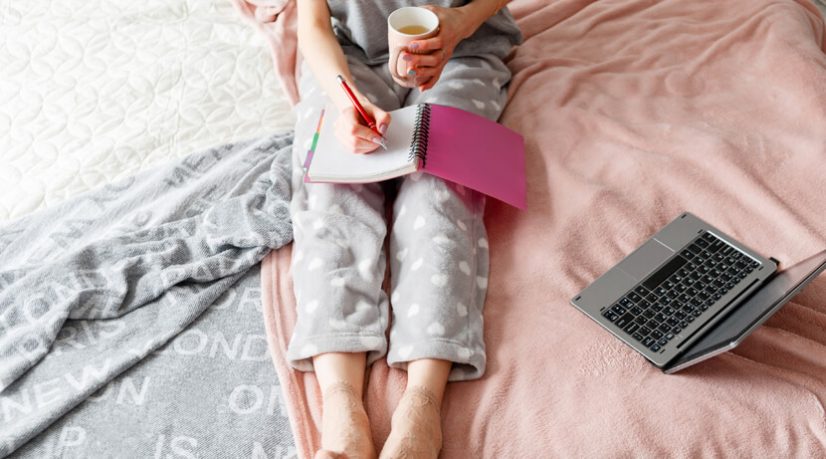 Pourquoi écrire dans un lit ?