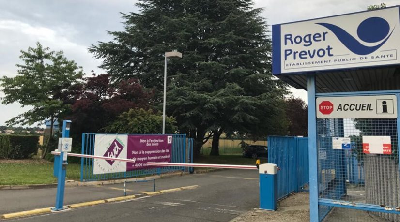 Manifestation contre la fermeture de l'hôpital psychiatrique de Moisselles