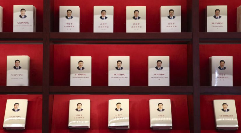 Le Petit Livre rouge et le grand livre blanc