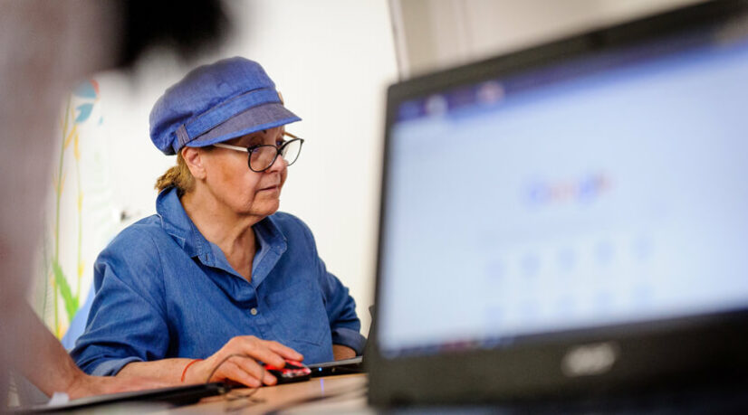 Emmaüs Connect accompagne cinq structures dans la lutte contre l’exclusion numérique