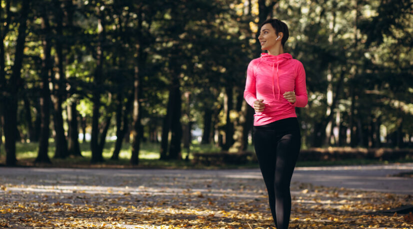 Que font les travailleurs hybrides du temps économisé sur les trajets ?