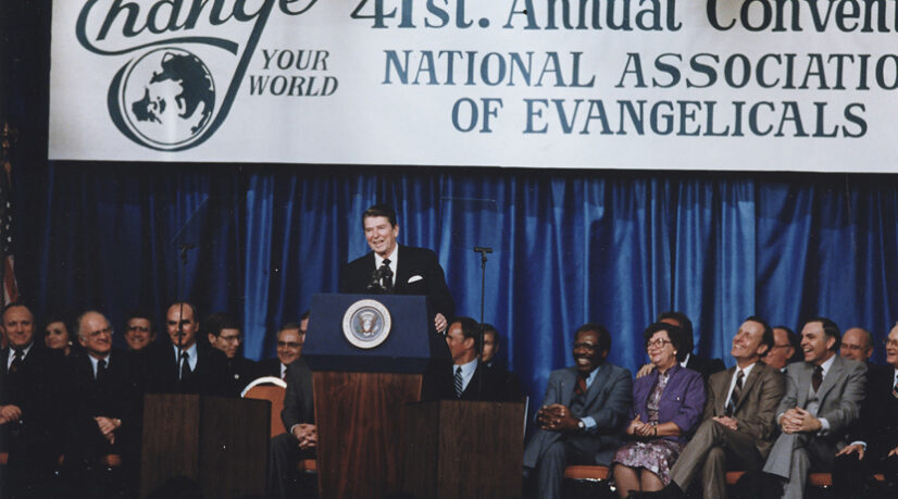 Le fardeau militaire consécutif au déploiement des Pershing a eu raison de l'URSS baptisé par Reagan d'"empire du mal"