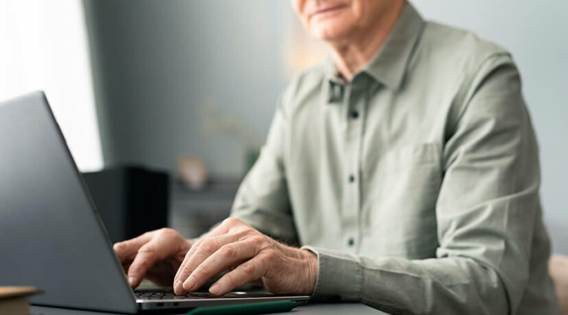 Contre l’illectronisme des personnes âgées de l’Essonne