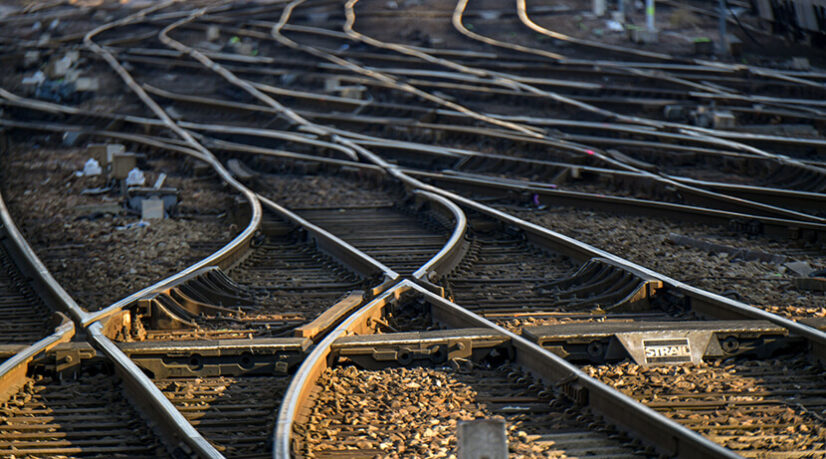 L’électrification de la ligne P nord du Transilien en débat