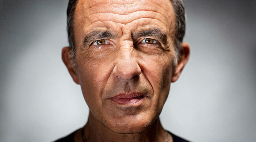 Nikos Aliagas : “La télévision, c’est le mythe de la caverne de Platon, c’est mon ombre”