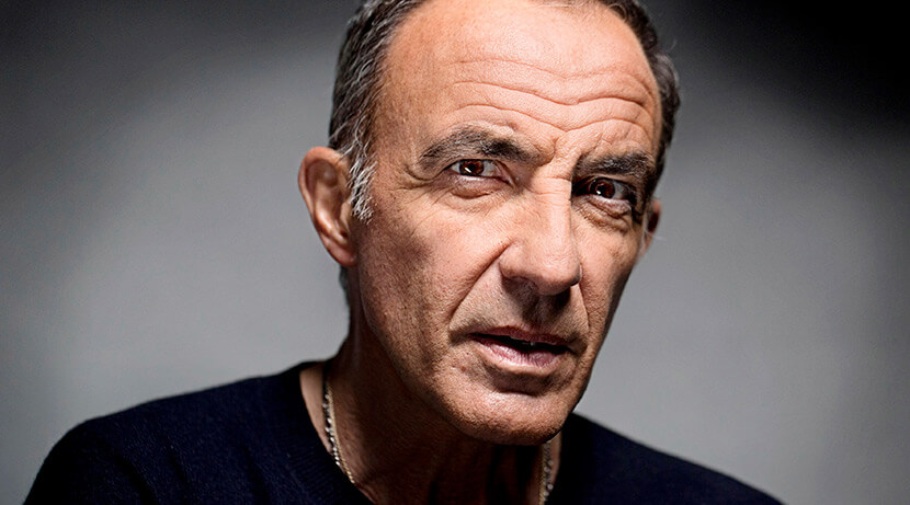 Nikos Aliagas : “La télévision, c’est le mythe de la caverne de Platon, c’est mon ombre”