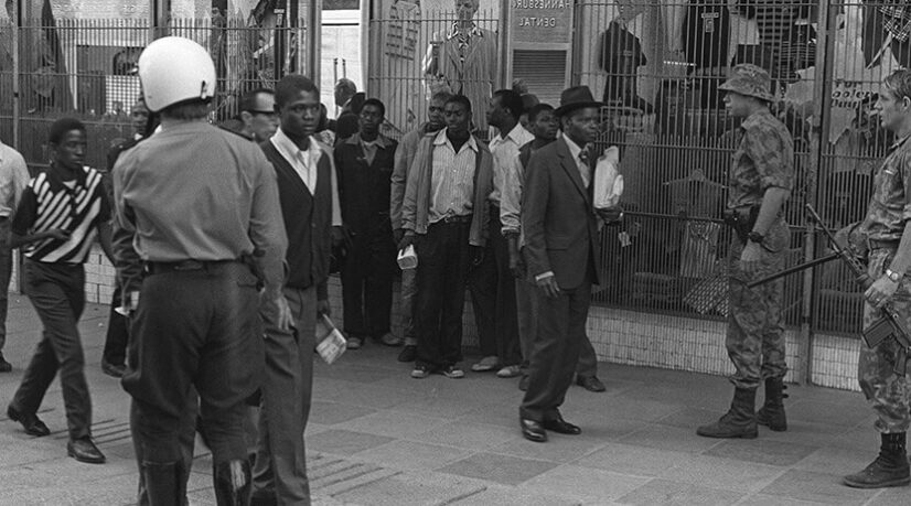 Frappant parallèle entre l’Afrique du Sud d’hier et les États-Unis d’aujourd’hui