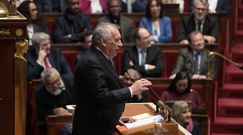 Bayrou vise le sursis au nom de la stabilité politique