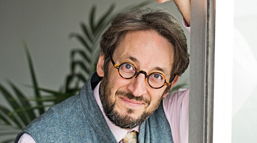 Nicolas d’Estienne d’Orves : “Écrivain est un métier d’orgueil complet et d’humilité absolue”