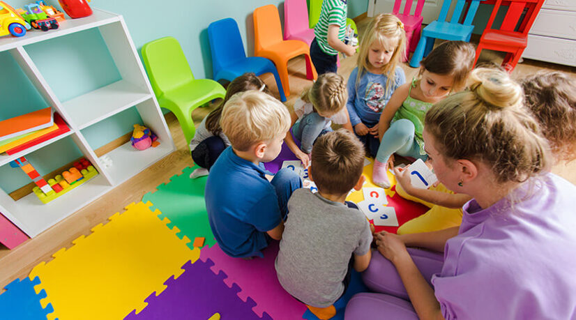 La ville de Paris ouvre un CFA des métiers de la petite enfance