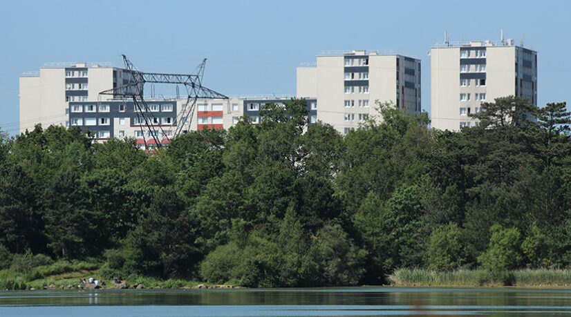 Nouvelle vie pour les écoles incendiées de La Verrière